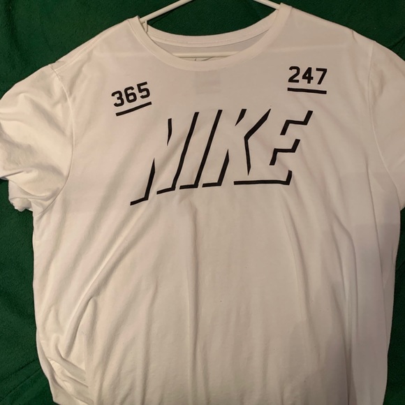 365 247 nike